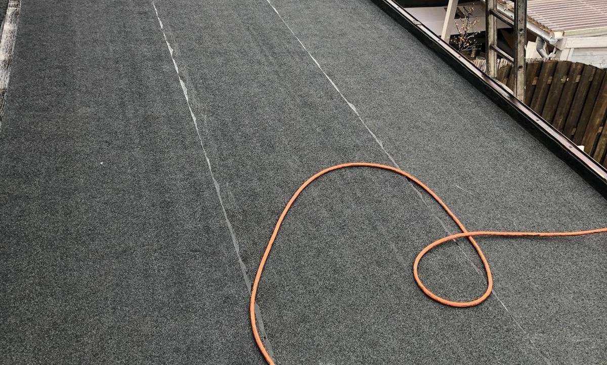 Nieuw bitumen dak aangelegd in Oirschot Nieuw bitumen dak aangelegd in Oirschot